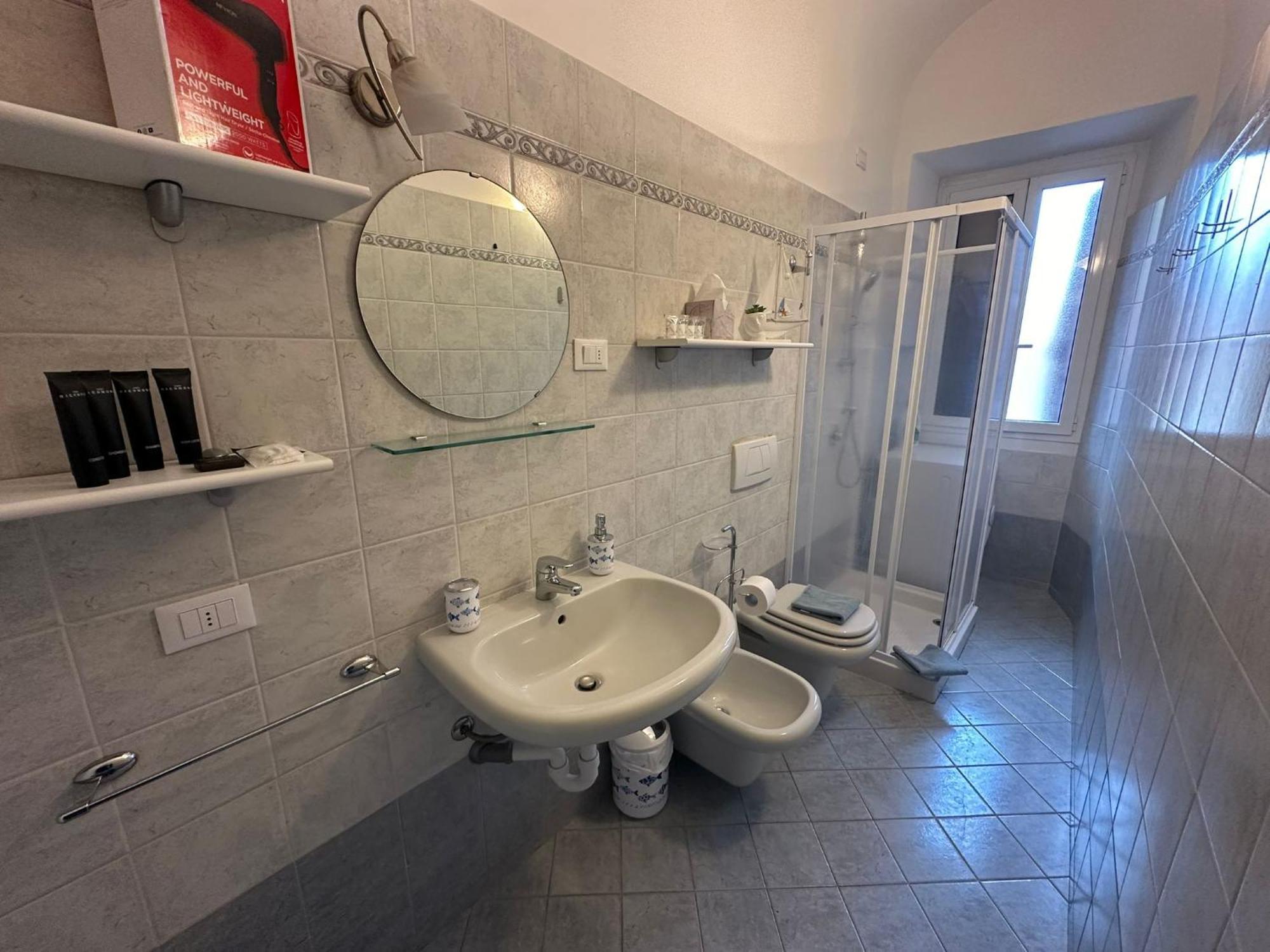 2 Passi Dal Mare Di Alassio Ampio Trilocale Exterior foto