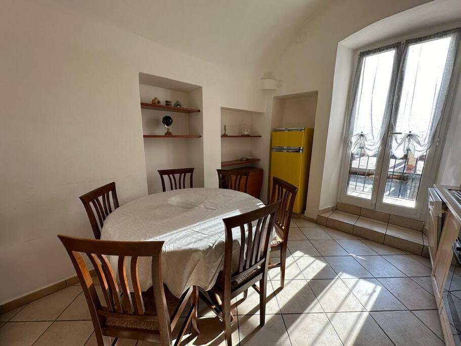 2 Passi Dal Mare Di Alassio Ampio Trilocale Exterior foto